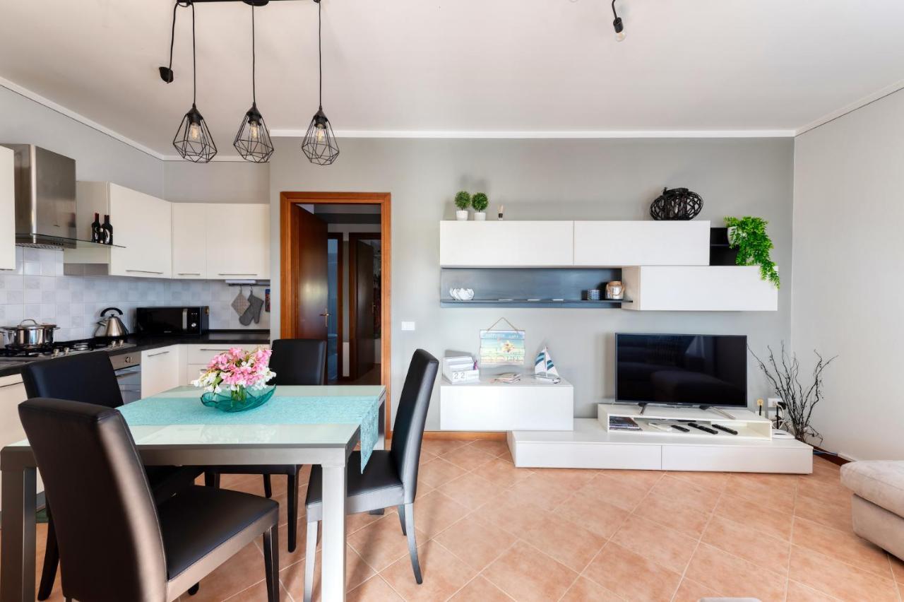 Wolf House - Sirmione Holiday المظهر الخارجي الصورة